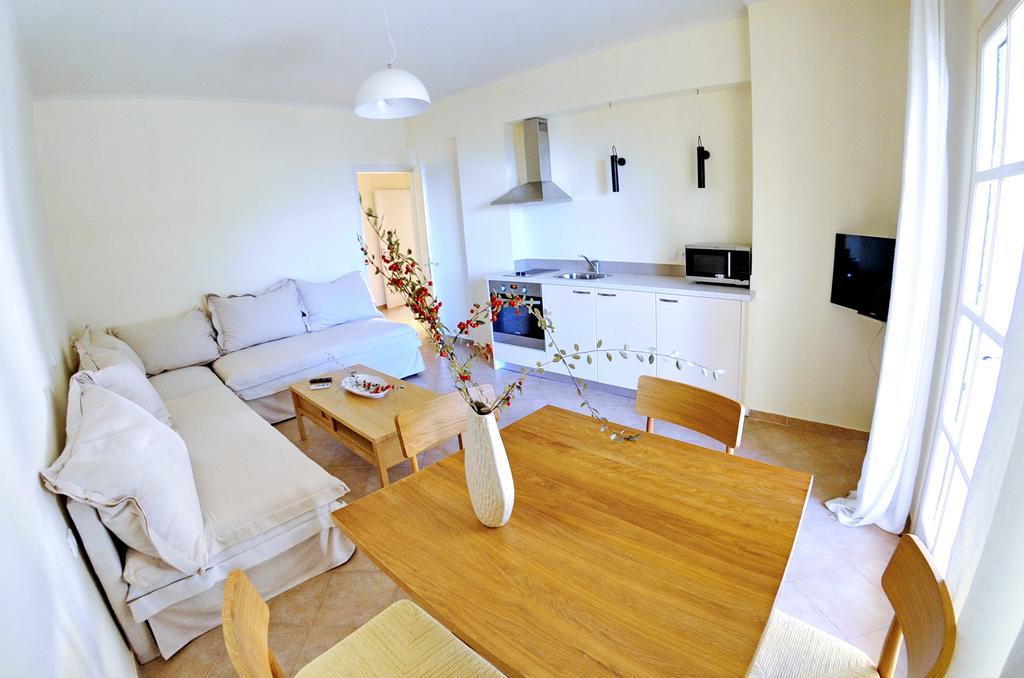 Vkastri Aparthotel Vasilikí Exteriör bild
