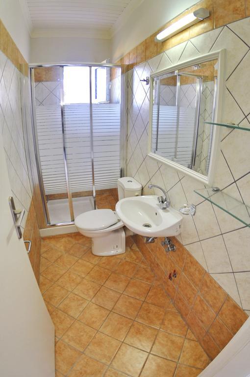 Vkastri Aparthotel Vasilikí Exteriör bild