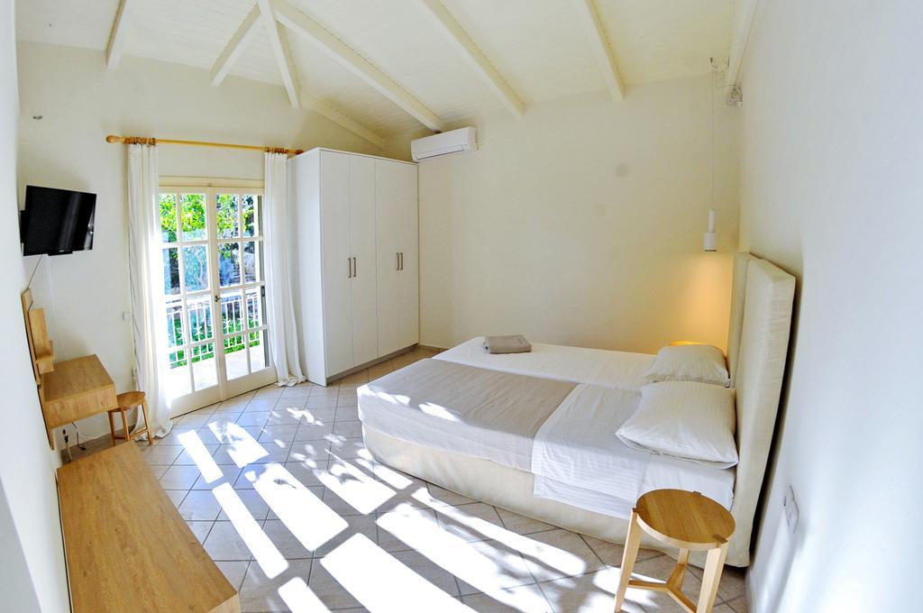 Vkastri Aparthotel Vasilikí Rum bild